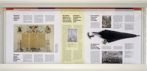 Vitrine - Erste Erfolge und Krisen der Nationalversammlung